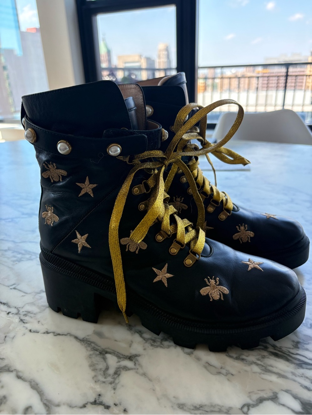 Gucci look Bee Star Embroidered Combat Ankle Boots fits sz 9.5/10